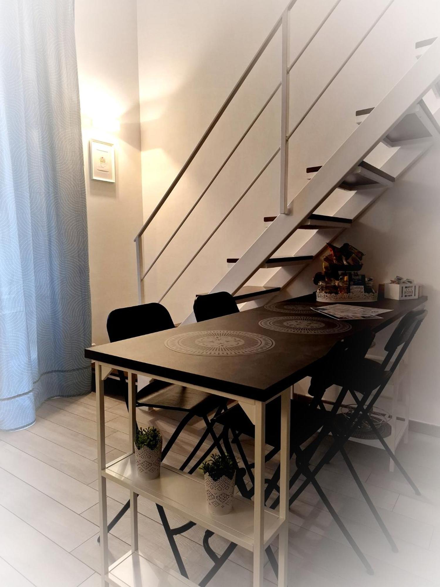 Akihome Portanova Napels Buitenkant foto